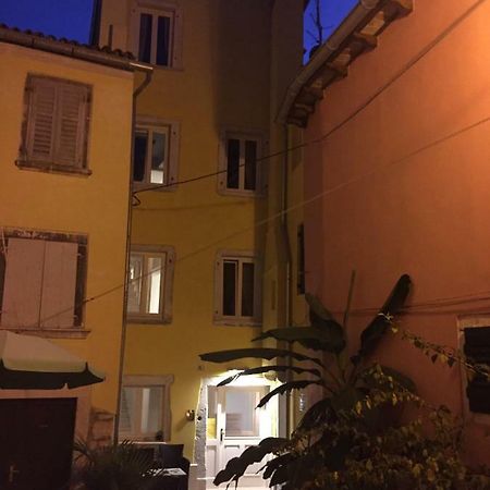 Casa Colloredo Free Parking Rovinj Bagian luar foto