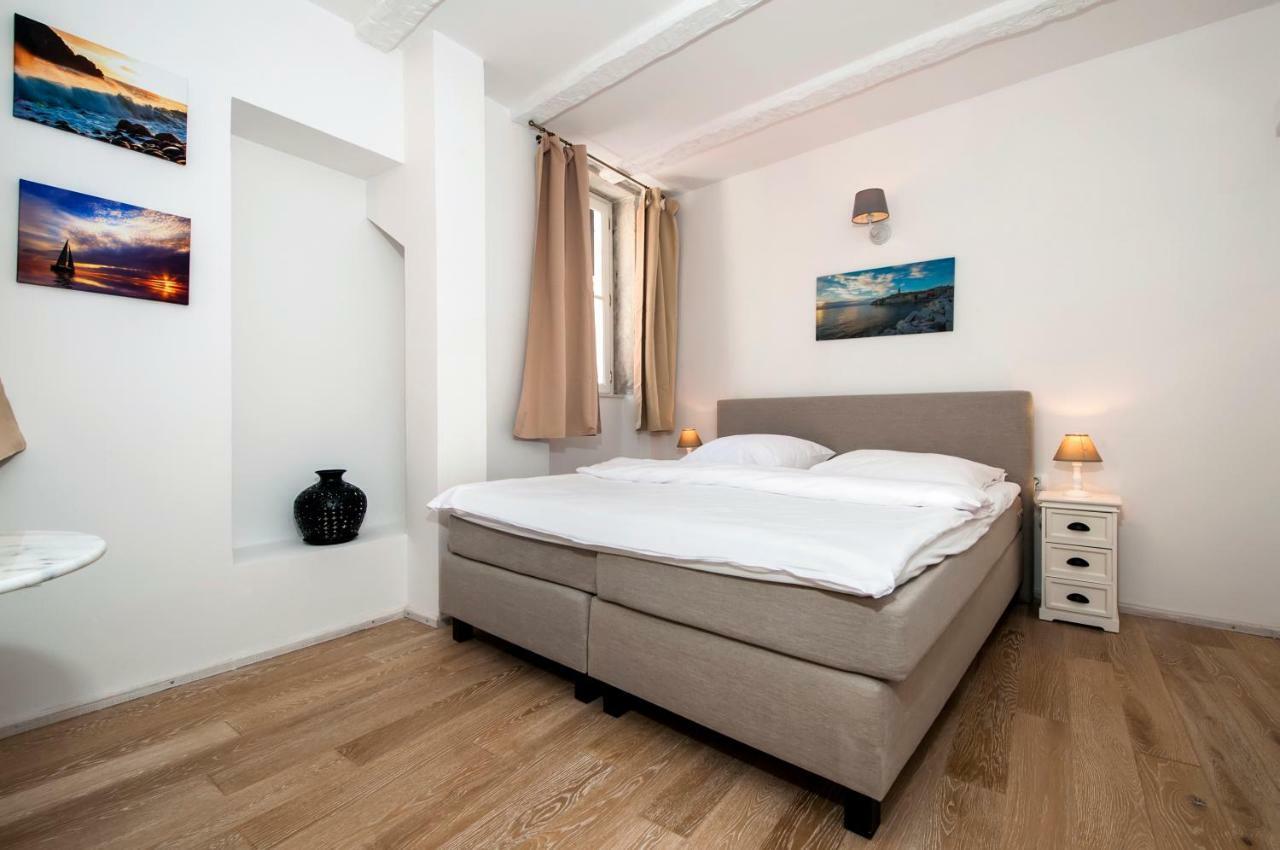 Casa Colloredo Free Parking Rovinj Bagian luar foto