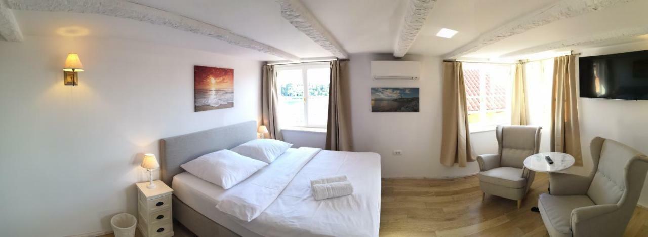 Casa Colloredo Free Parking Rovinj Bagian luar foto