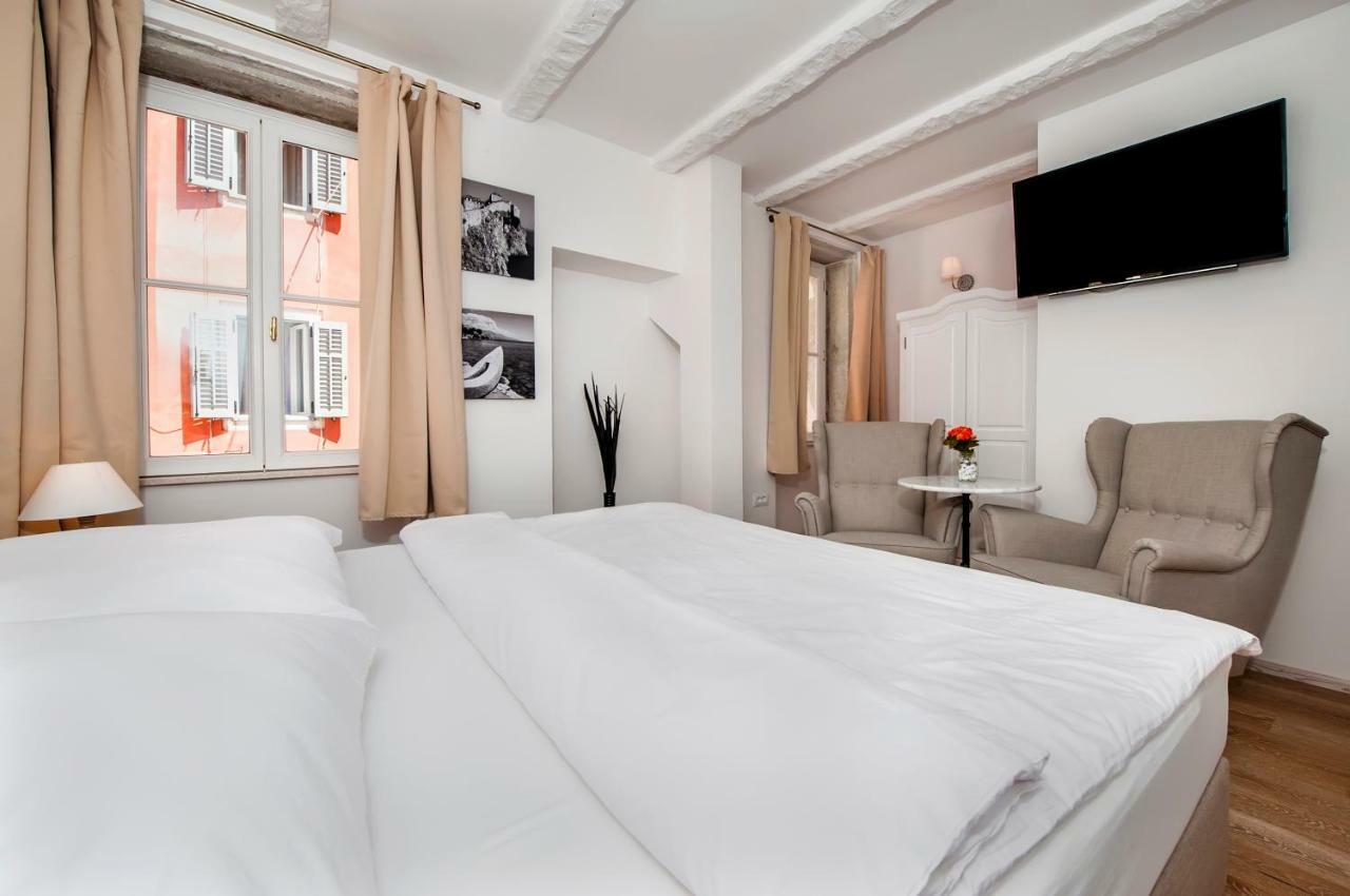 Casa Colloredo Free Parking Rovinj Bagian luar foto