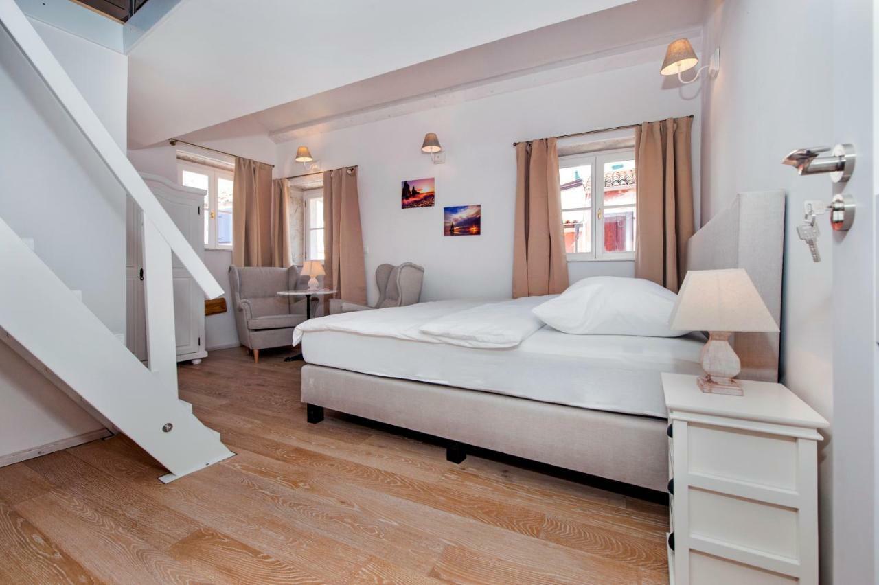Casa Colloredo Free Parking Rovinj Bagian luar foto