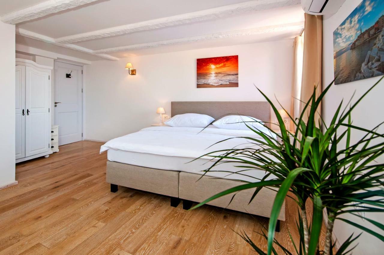 Casa Colloredo Free Parking Rovinj Bagian luar foto